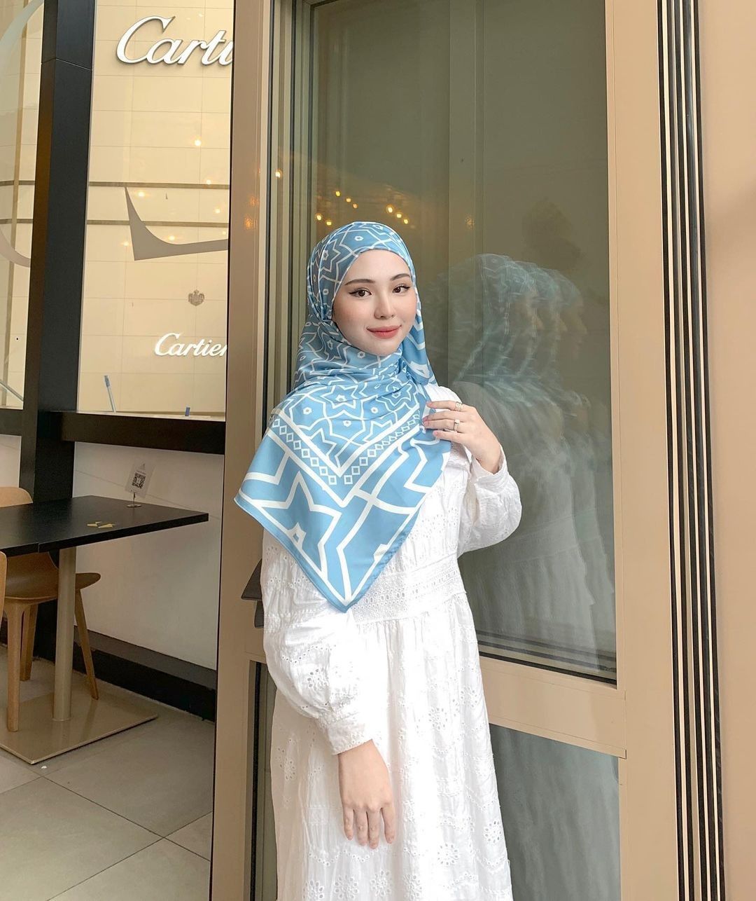 محجبات موضة 2022 أزياء الحجاب كاجوال و خروج و عبايات أفكار لزي و ملابس المحجبات